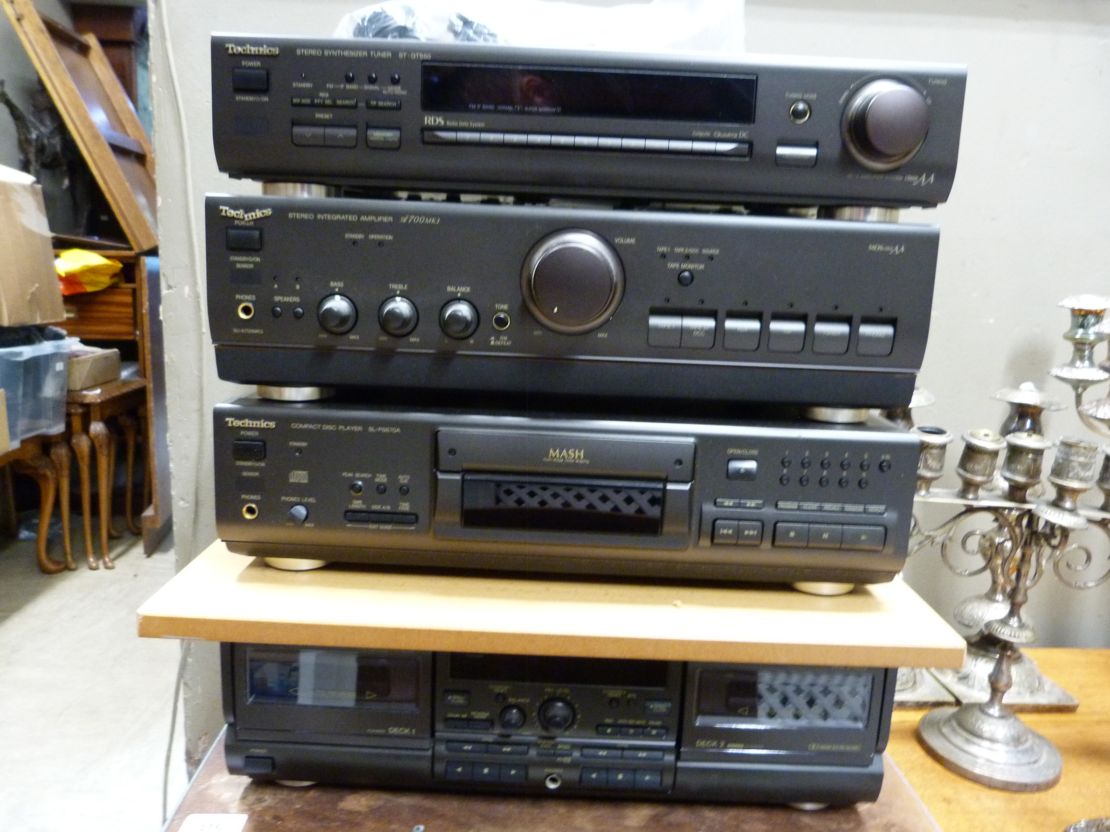 A Technics stacking system comprising synthesizer, tuner, integrated amplifier, compact disc - Image 3 of 3