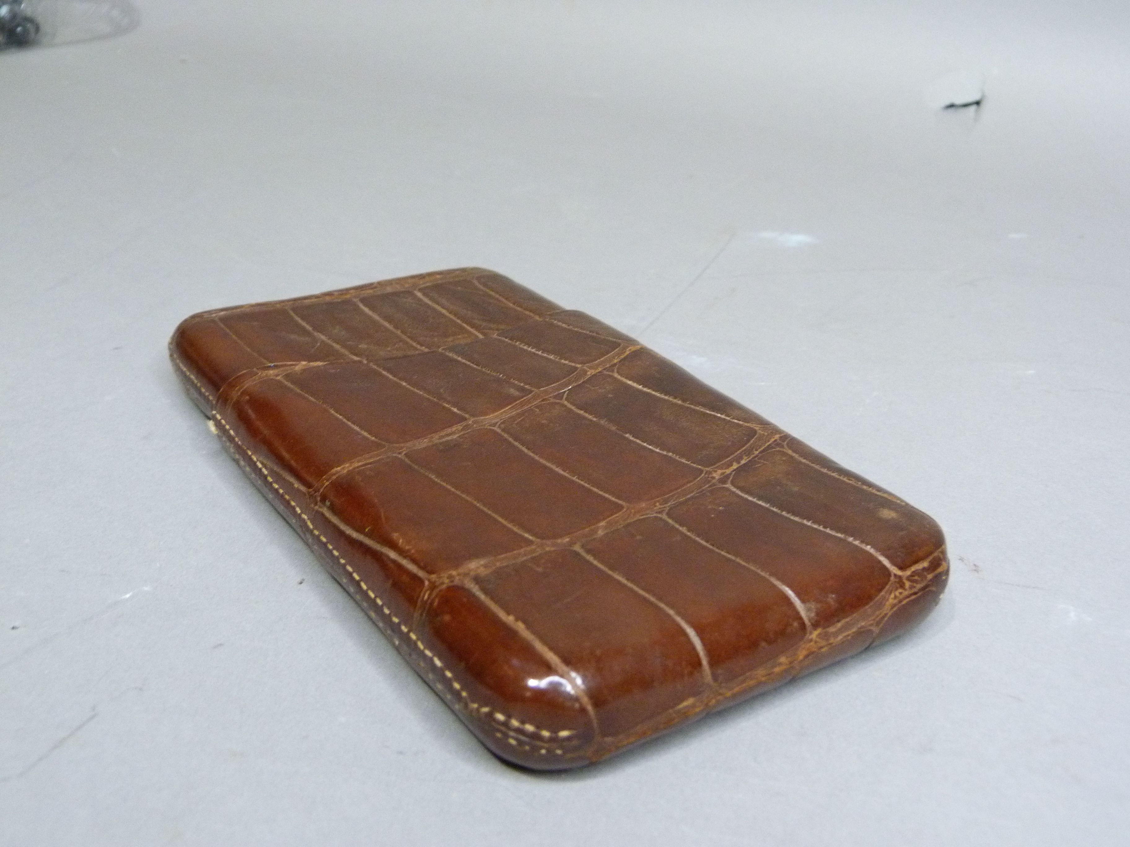 A crocodile skin cigar case - Image 2 of 4