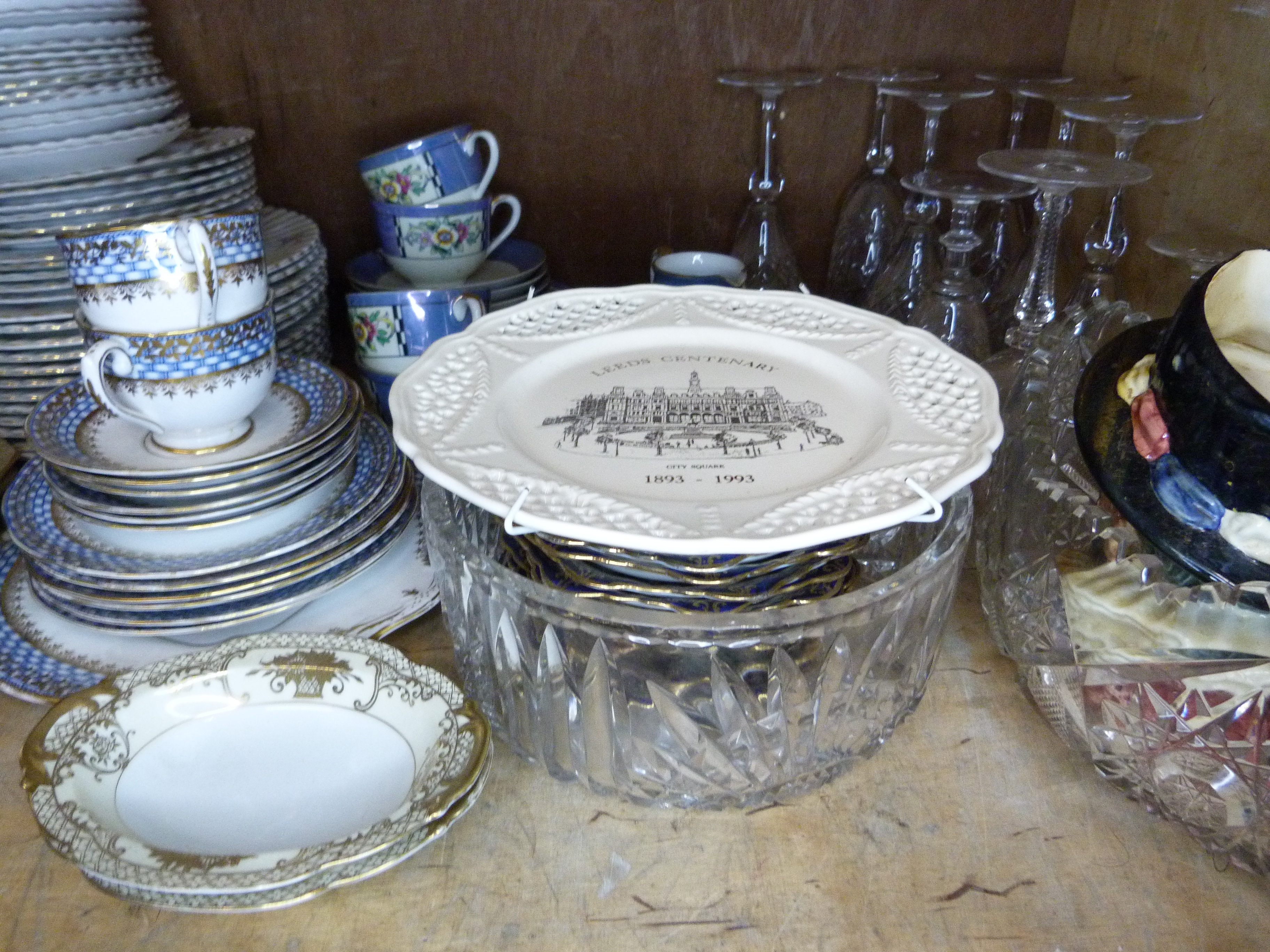 A quantity of rosebud decorated dinner and tea ware, an art deco part service, a Tuscan china gilt - Image 2 of 5