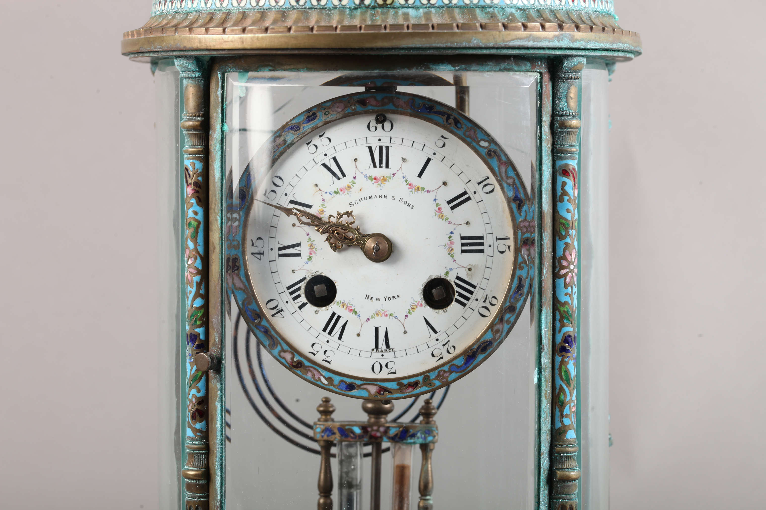 A FRENCH LATE 19TH CENTURY BRASS CASED AND CHAMPLEVE ENAMELLED FOUR GLASS MANTEL CLOCK, decorated - Image 3 of 4