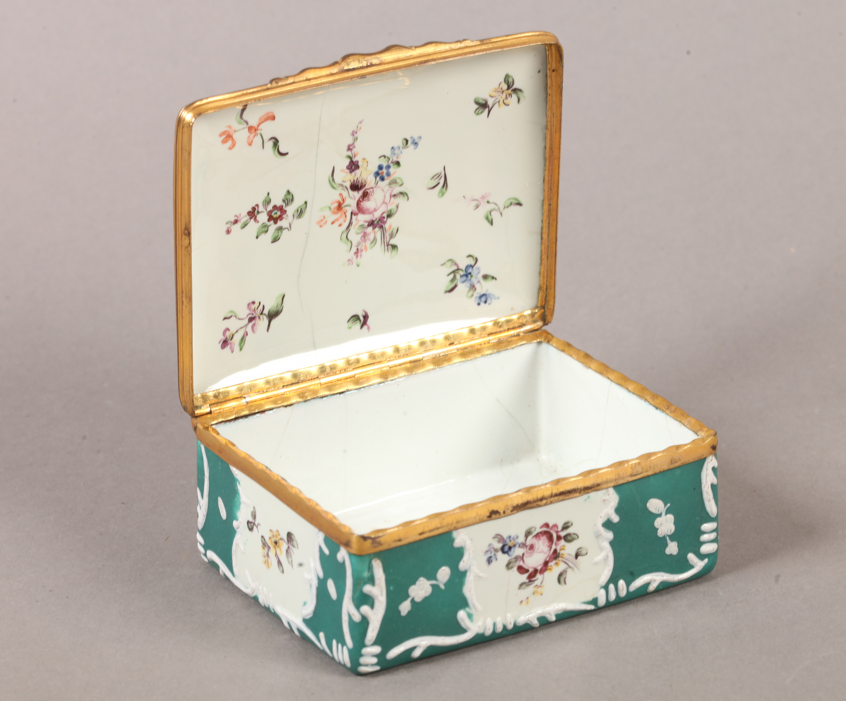 A 19TH CENTURY GERMAN ENAMEL BOX, rectangular, the cover and sides painted with delicate floral - Image 3 of 4