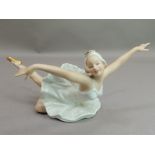 A Wallendorf porcelain figure of a ballerina, 21.5cm wide max, printed mark in green W and 1764,