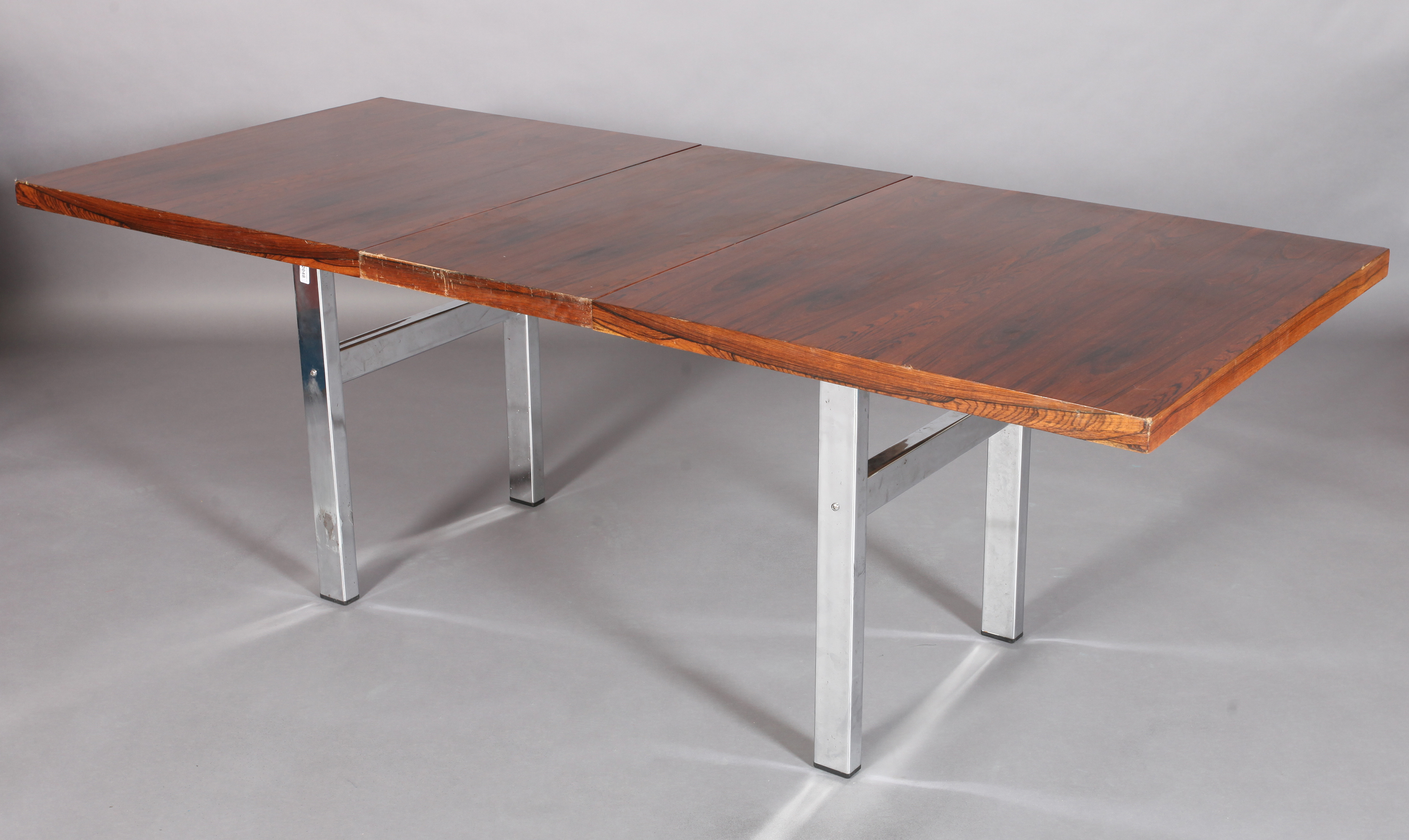 MERROW ASSOCIATES, BRITAIN, c.1970s, a rosewood extending dining table, rectangular, on refectory - Image 5 of 6