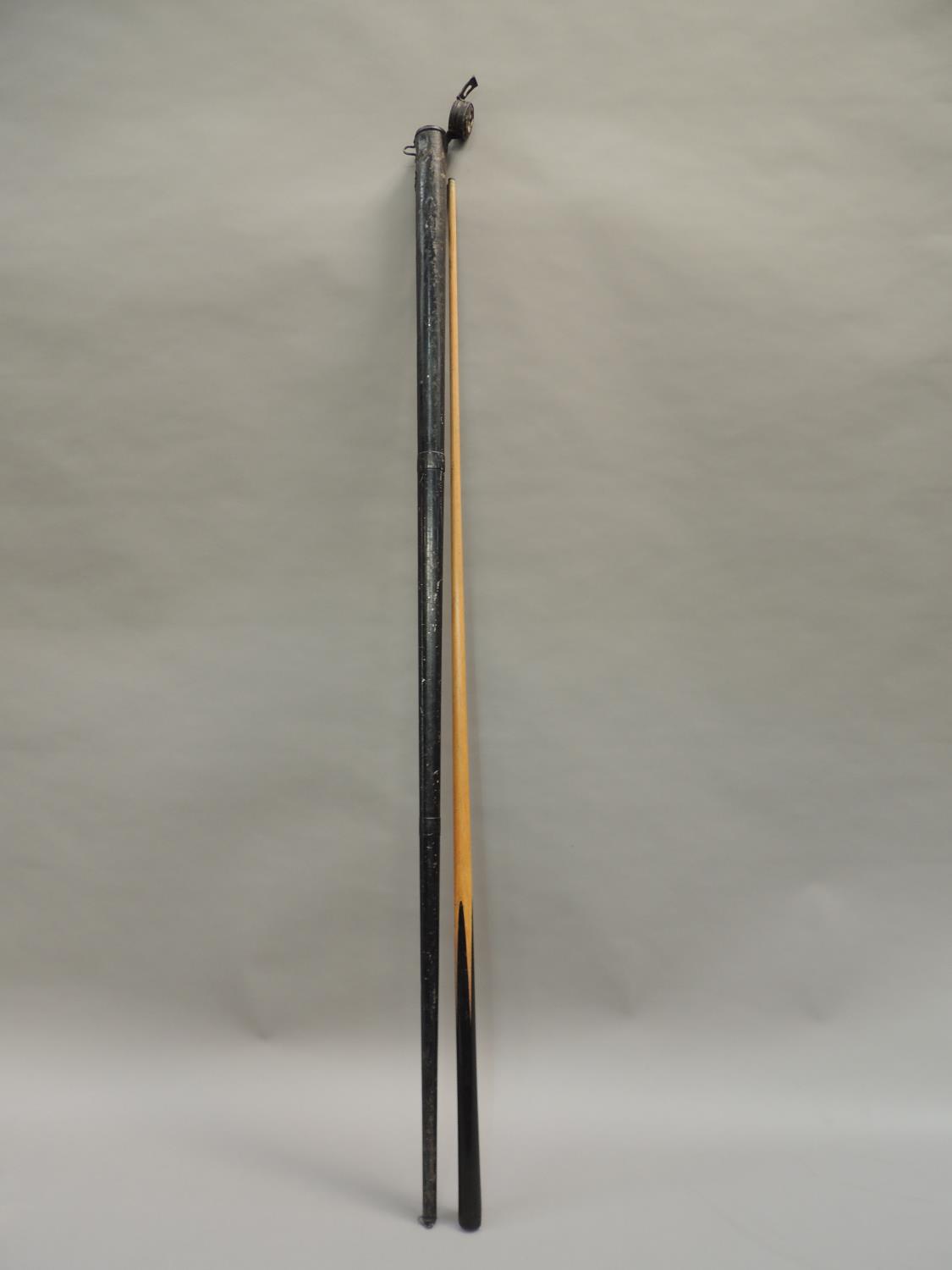A vintage Riley, Accrington, 16oz snooker cue contained within a black Japanned metal cue case