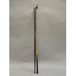 A vintage Riley, Accrington, 16oz snooker cue contained within a black Japanned metal cue case