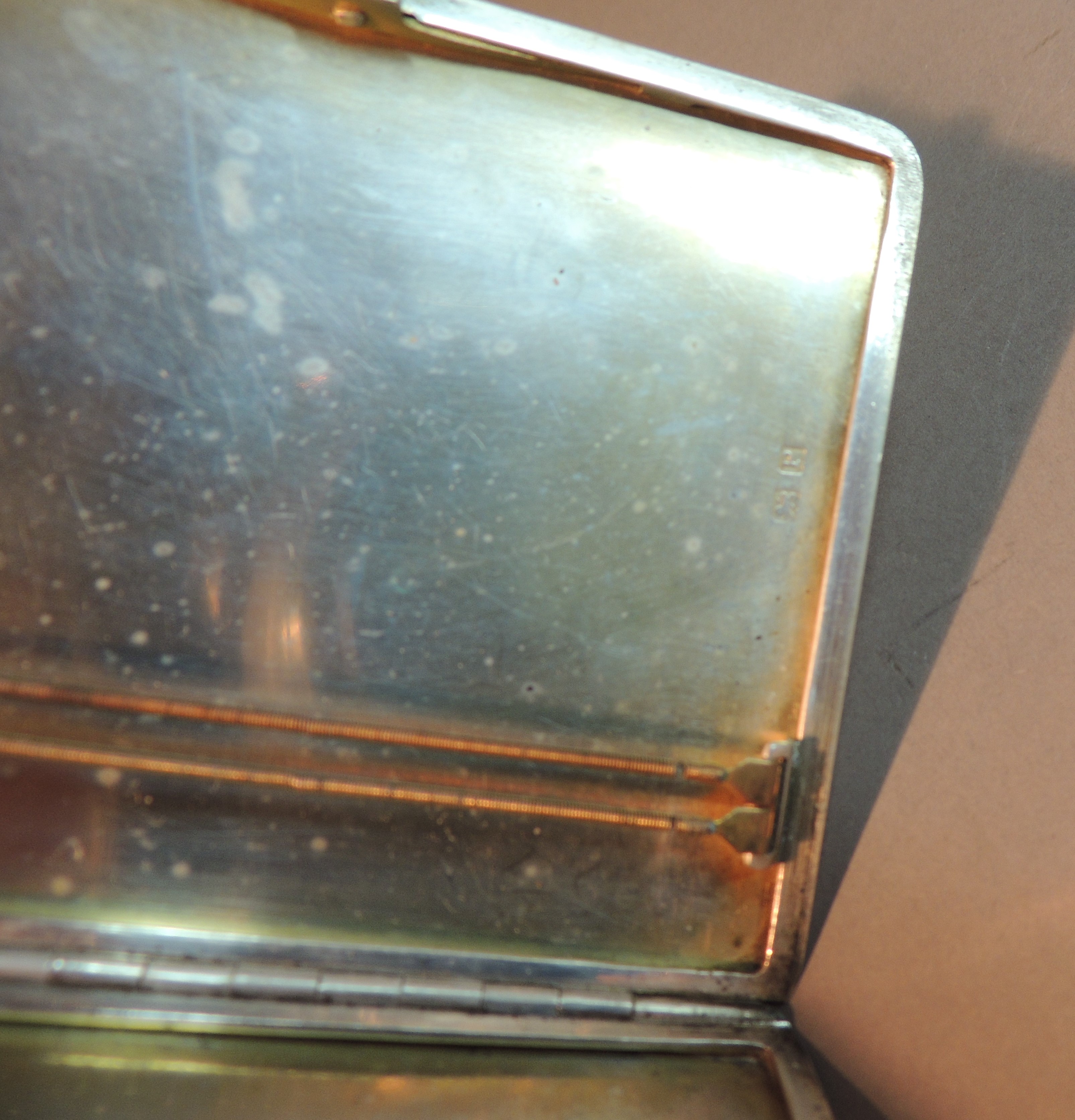 A George VI engine turned cigarette case, the front with rectangular cartouche with crest and - Image 5 of 5