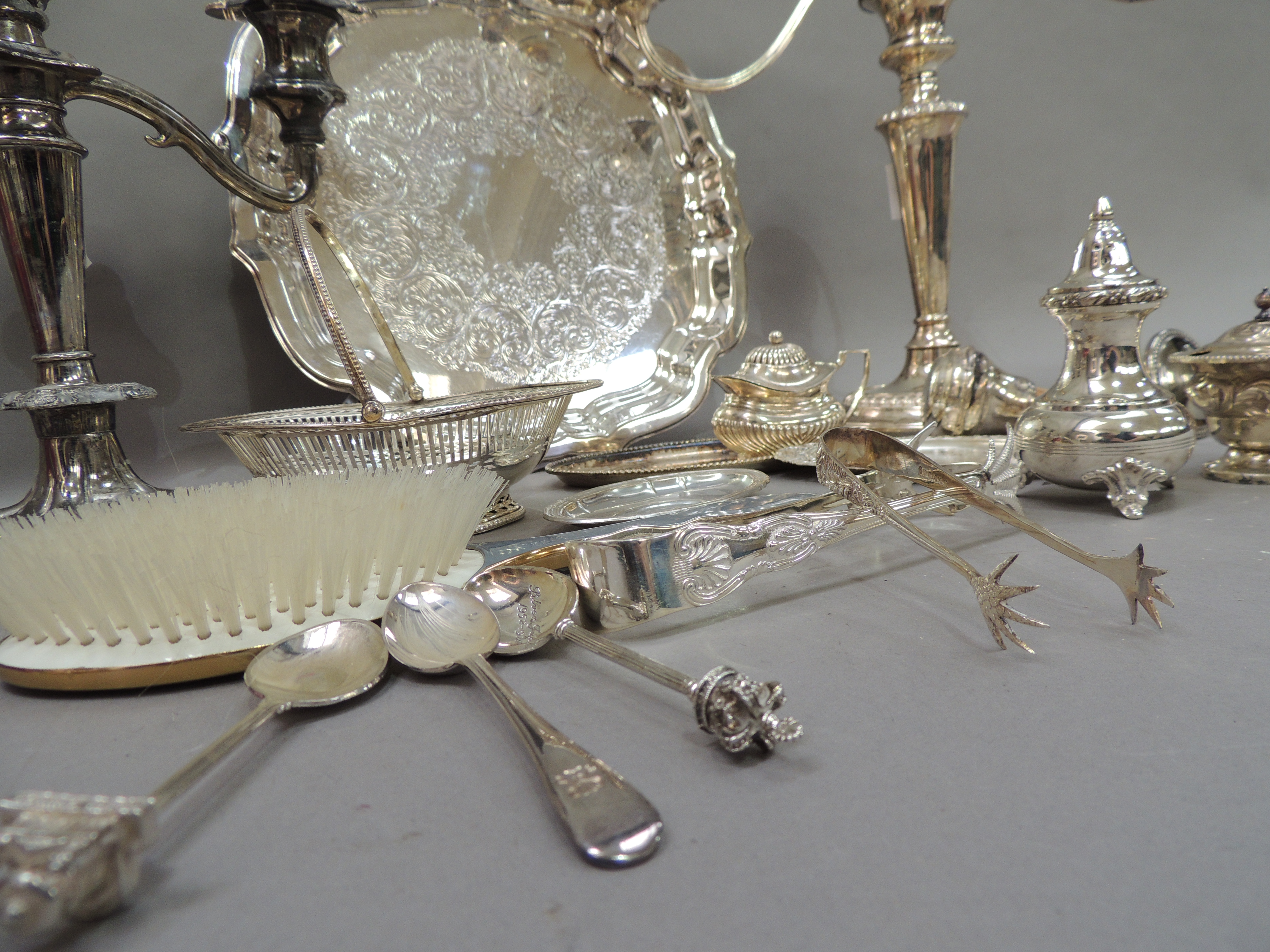 A quantity of miscellaneous silver plated ware to include two branch candelabra, salver, swing - Image 3 of 4