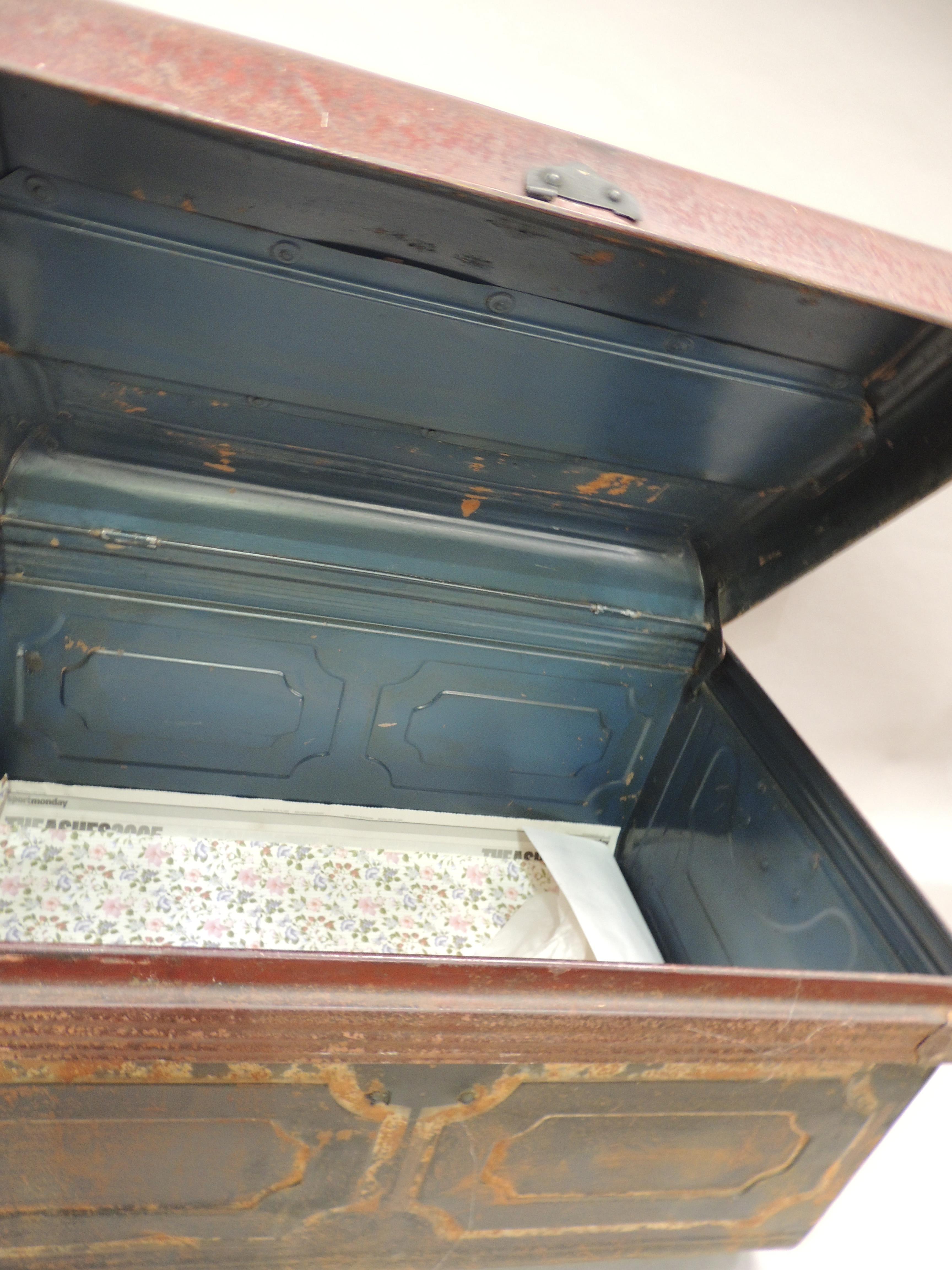 A green and brown japanned tin trunk, 74cm wide - Image 4 of 4