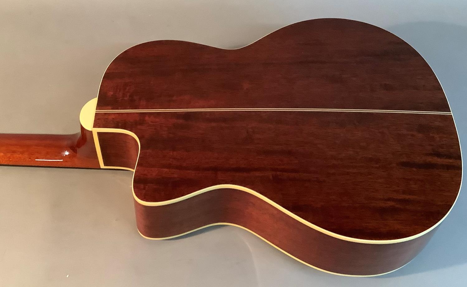 An Ozark gypsy guitar with 'D' sound hole, no.3513, with mahogany neck, rosewood fingerboard, gold - Image 6 of 6