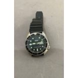 A Seiko diver's day date automatic wristwatch c1996 ref 7520-7039 in stainless steel case No