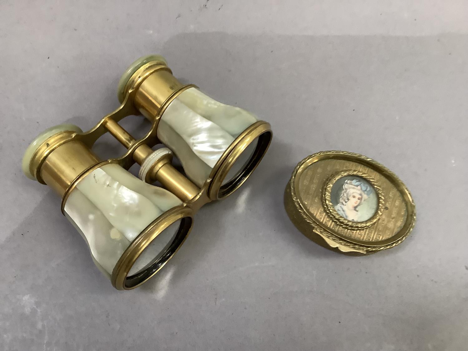 A pair of mother-of-pearl and gilt metal opera glasses together with a gilt metal jewel box of - Image 3 of 3