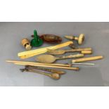 A pair of vintage knitting needles, pair of wooden 'briar wood' salad servers, darning mushrooms,