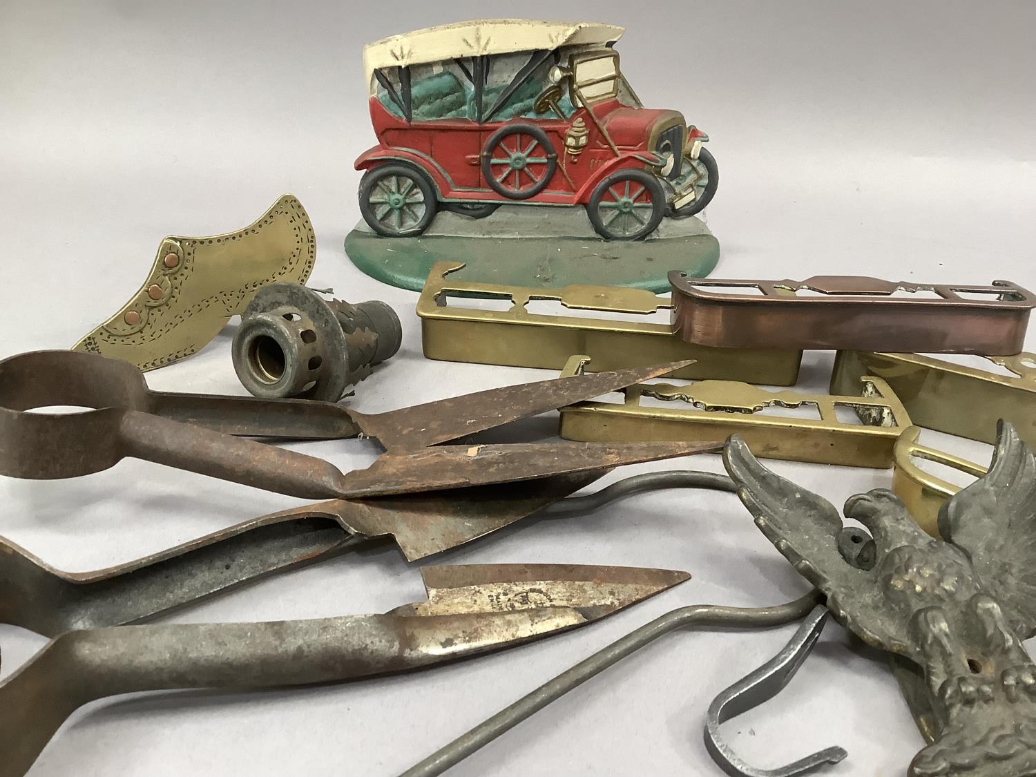 Two iron topiary shears, four brass miniature hearth fenders and another in copper, a cast iron door - Image 3 of 3