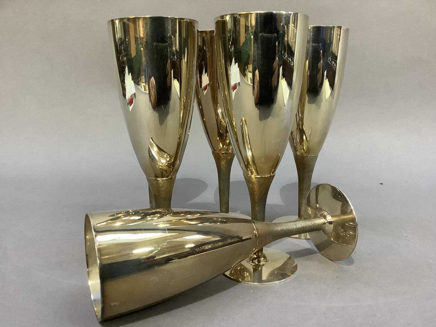 A set of six Mappin & Webb silver plated goblets with textured stems, on circular foot, 17.5cm high - Image 5 of 5