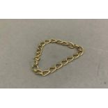 A bracelet in 9ct gold curb links with bolt ring fastener, approximate weight 6g