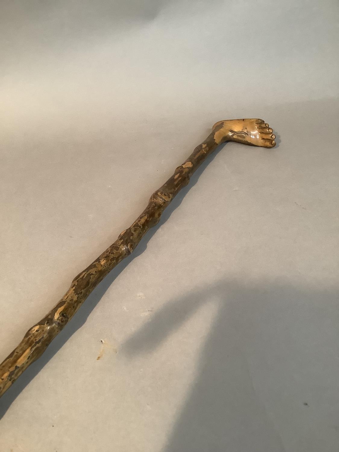 An interesting briar wood walking stick, the handle terminal carved as an upturned foot, 82cm high - Image 2 of 3