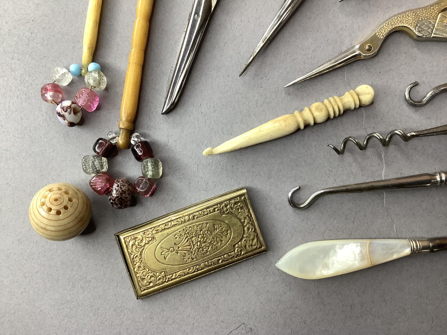 A set of three mother-of-pearl handled manicure implements, another mother-of-pearl handled pull - Image 2 of 2