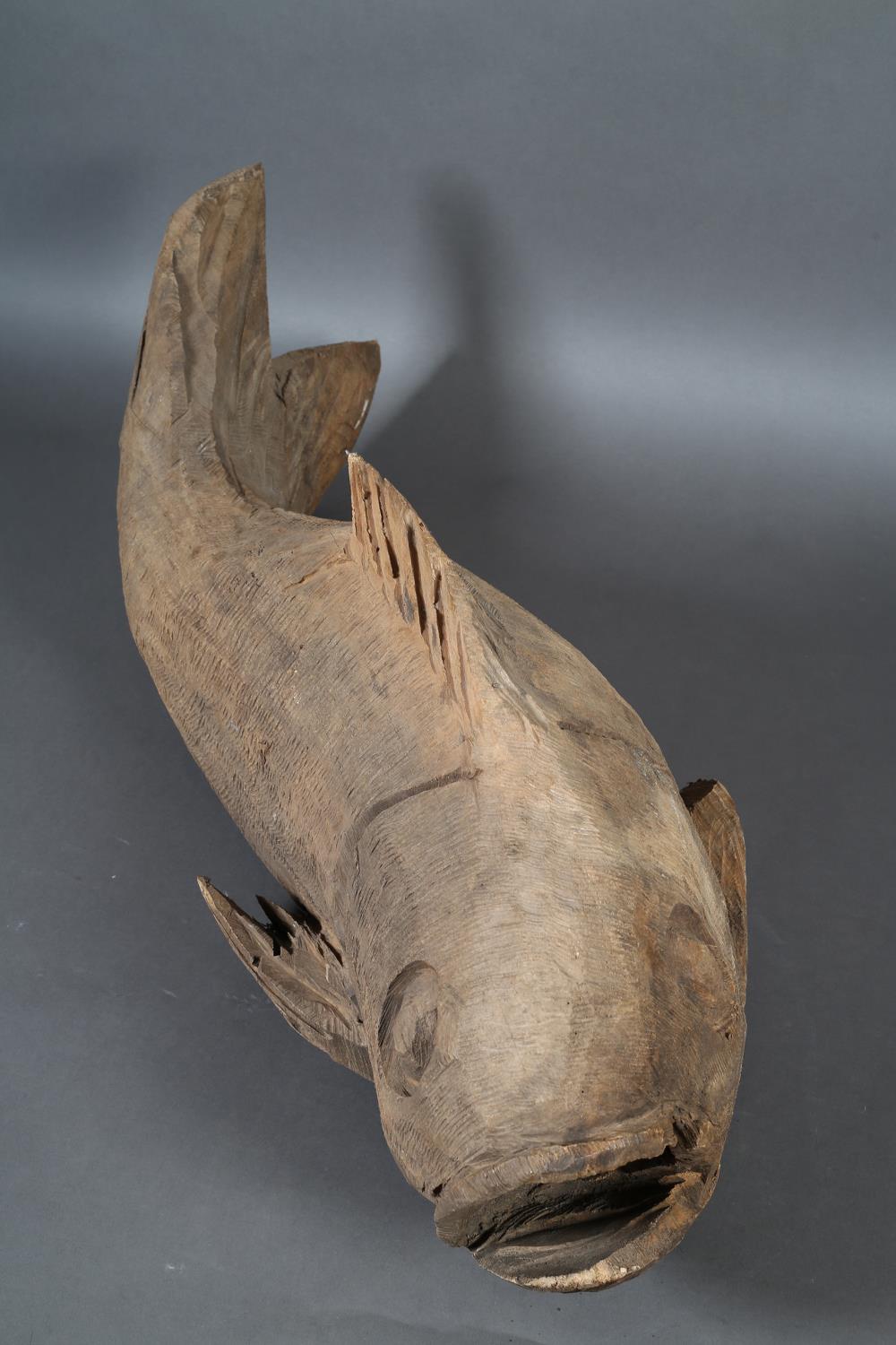 A large carved wooden fish with open mouth, approximate 120cm long - Image 4 of 4