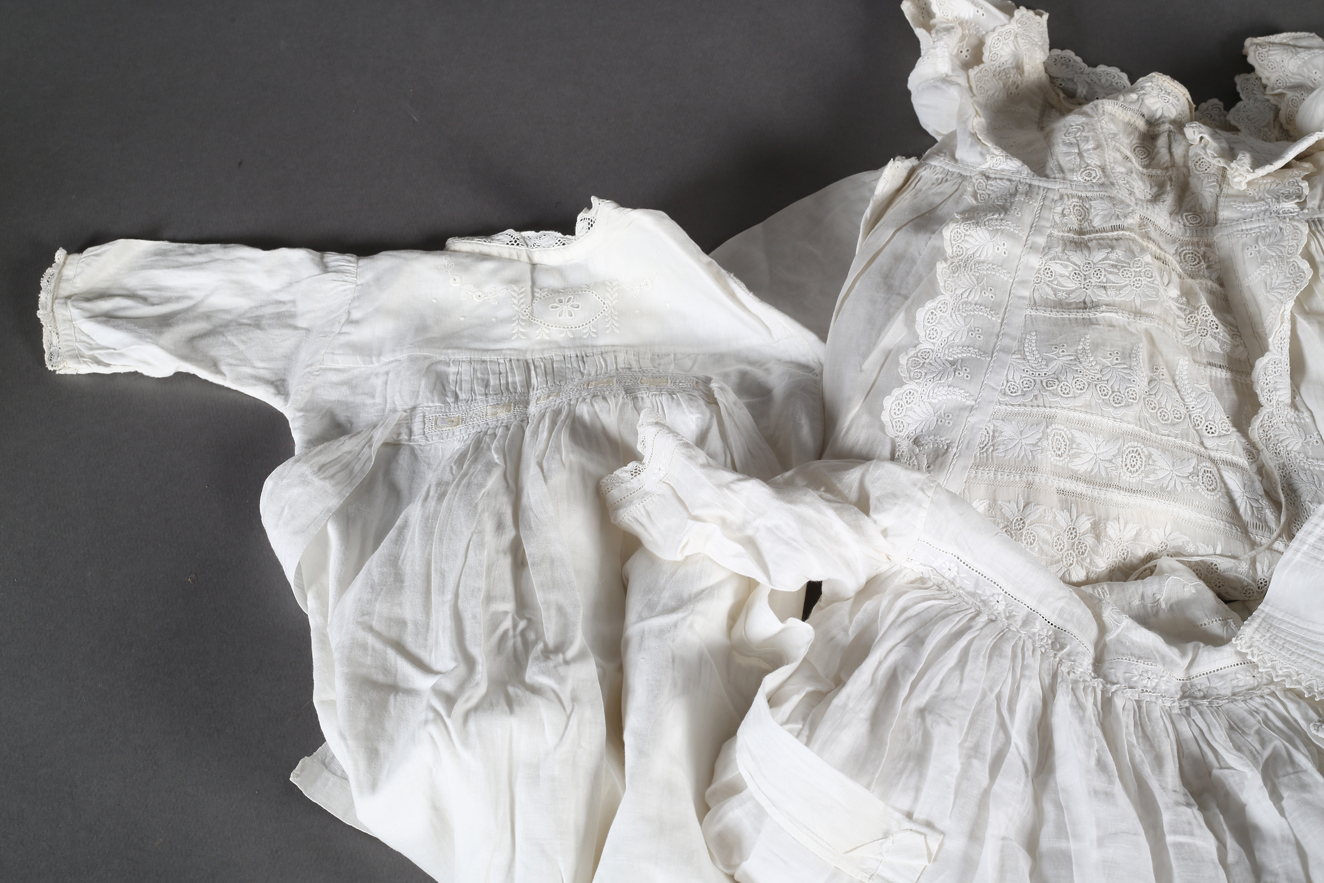 Victorian and later baby's christening gown, dresses and nightwear of embroidered, lace trimmed - Image 2 of 4