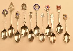 20x assorted hallmarked silver golf teaspoons – with assorted designs and hallmarks incl Dorking