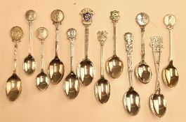 20x assorted hallmarked silver golf teaspoons – with assorted designs and hallmarks incl PWGC,