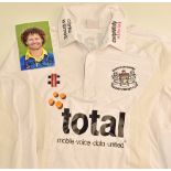 Gloucestershire Cricket Club Players Shirt with accompanying Hamish Marshall Signed Photograph,