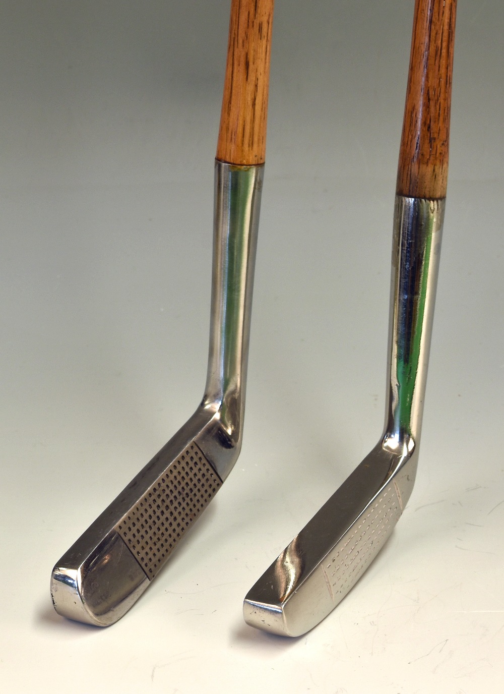 2x Interesting Putters - Hooking St Ledger and Bayley Cape Town Approach Putter with wide sole and - Image 2 of 2