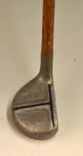 Good Cherokee ‘C’ model wide sole alloy mallet head putter – with black inlaid ‘T’ bar aiming