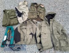 Fishing Clothing Selection incl 3x vests, Wychwood 4 Seasons and Regatta, both XXL size plus a