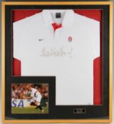 RWC 2003 Signed Neil Back Rugby Training Jersey and Photograph: Mounted, framed and ‘glazed’ in