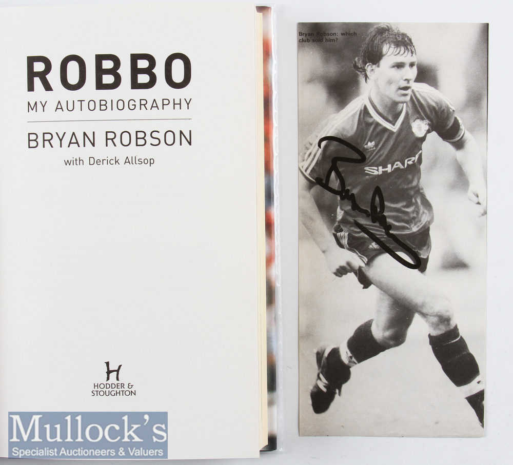 Selection of Signed Manchester United Books to include Dennis Law, Dwight Yorke, Bryan Robson, Sir - Image 5 of 7