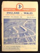1952 England v Wales Rugby Programme: Usual 4pp card from Twickenham, Wales Grand Slam, good
