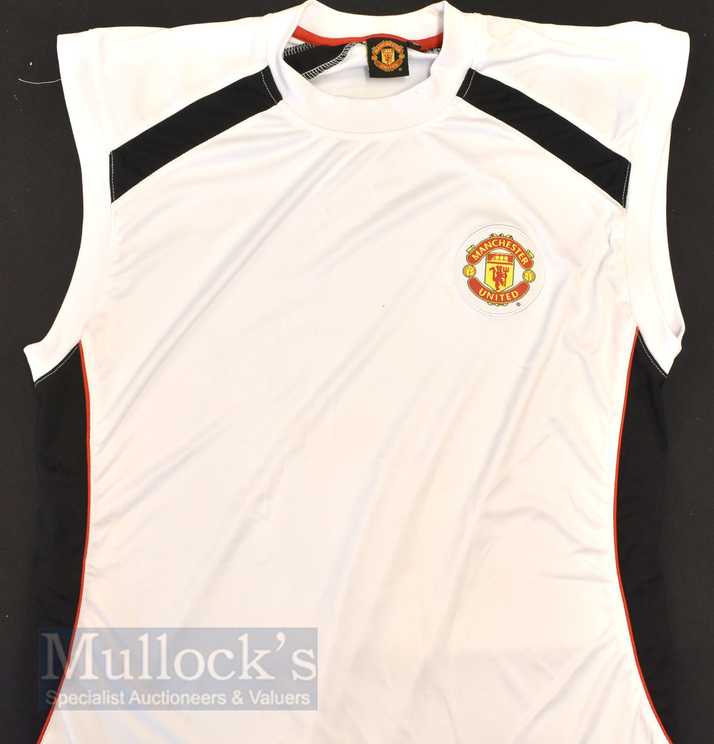 Manchester Utd away match replica football shirts, all XL size, short sleeves, 20003/04 white, red - Image 3 of 3