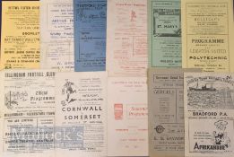 Selection of football programmes to include 1943/44 Gravesend Utd v Mettropolitan Police (22