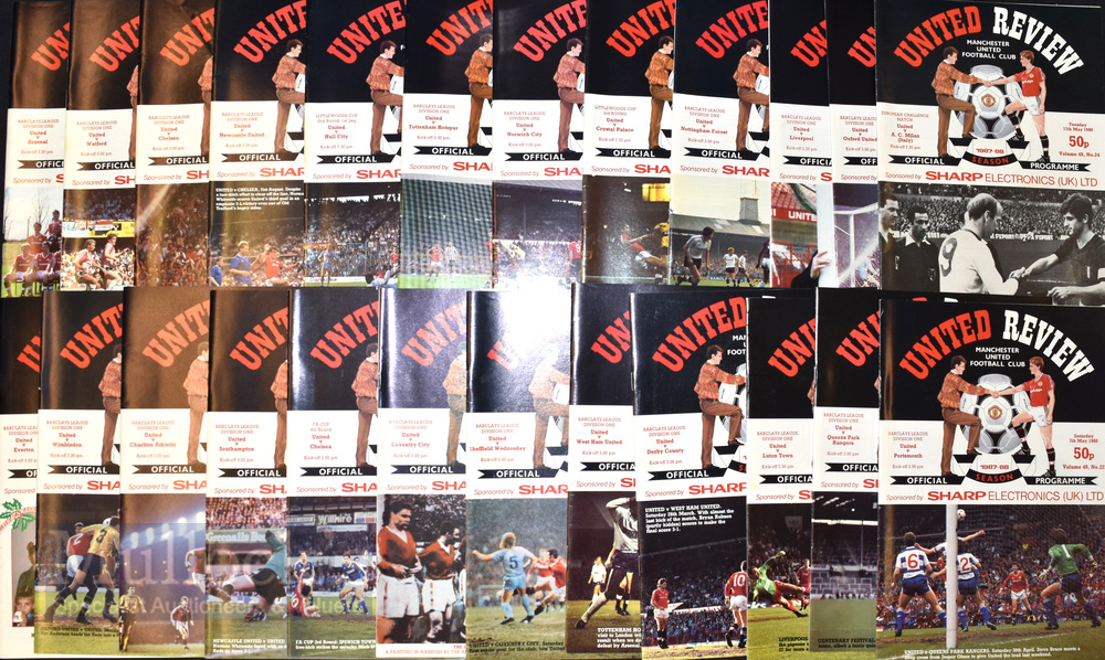 Manchester Utd football programme collection to include 1984/85 homes (31) + aways (22); 1985/86 - Image 9 of 11