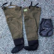 Orvis Thigh Waders Size XL with very light use