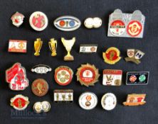 Collection of 25x Manchester United football club badges a mixture of enamel and other metal