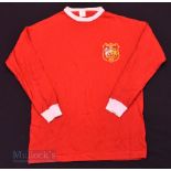 Manchester United 1963 FA Cup Final Retro Replica football shirt in red, long sleeve, size L/XL