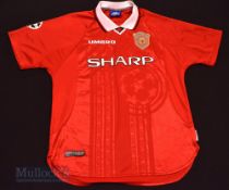 1997/00 Manchester United Home football shirt size large, in red, Umbro, short sleeve, with
