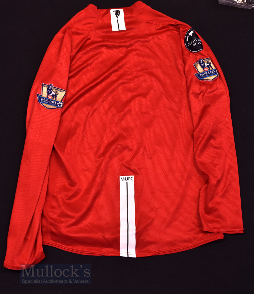 2009/10 Manchester United Home football shirt in red, size L, long sleeve, Nike, with 2008 FIFA - Image 2 of 2