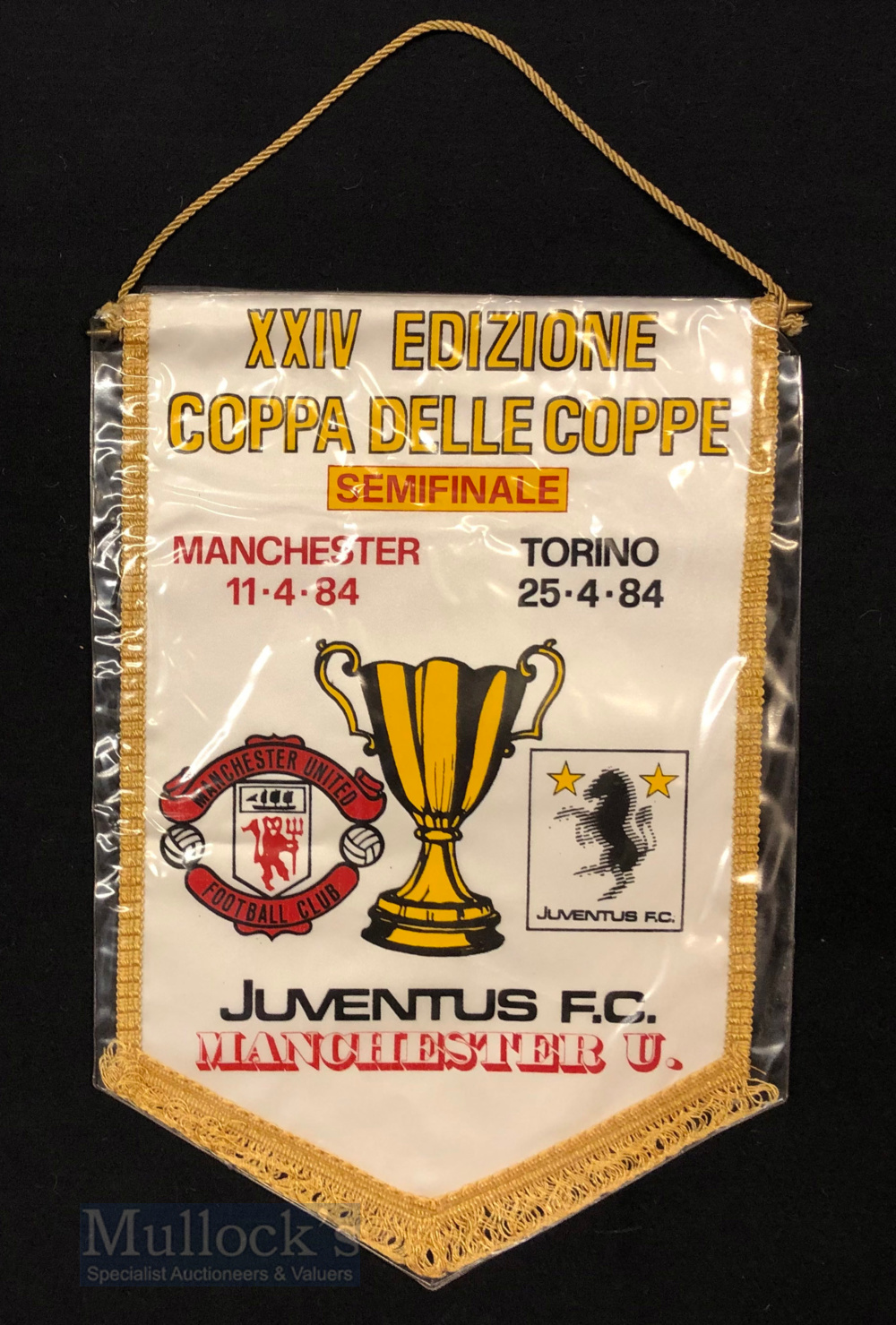 1984 Manchester United v Juventus European Cup Winner Cup Pennant Coppa Delle Coppe Semi Final 11.