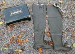 Barbour Thigh Waders size 9 Eur44 in green with studs in worn maker's carry box