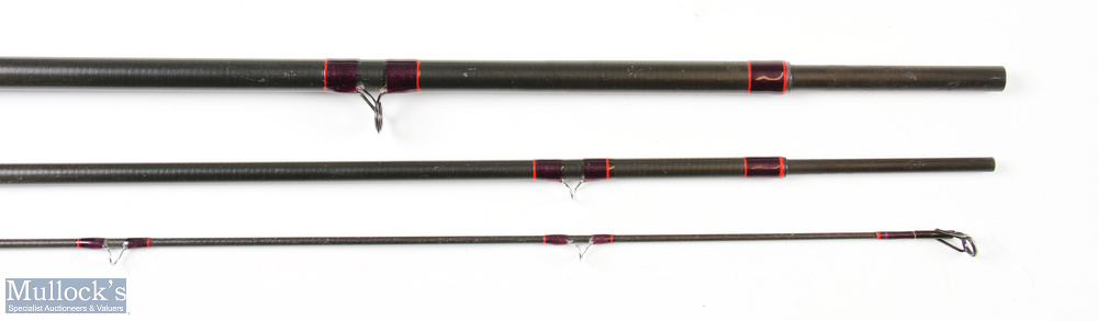 Daiwa Made in Scotland WF90-15 carbon Whisker Salmon Fly Rod, 15' 3pc line 10/11#, lined stripping/ - Image 3 of 3
