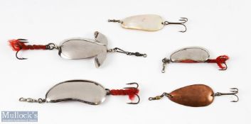 Assorted Lures (5) - Colorado c/w swivel, red wool overall 5"; 2x Kidney spoons c/w treble hooks and