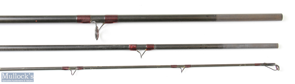 The River Keeper Carbon Salmon Fly Rod built on a Harrison blank, 14' 3pc line 9/10#, 25" handle - Image 2 of 2
