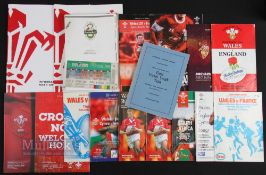 Wales Homes Rugby Programmes etc (20+): Lovely and rather random selection, Wales v England 1989 and