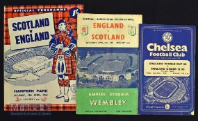 Bryan Douglas Signed 1962 Scotland v England football programme plus a Bryan Douglas signed 1959