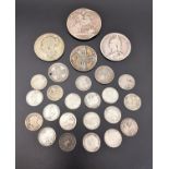 SELECTION OF PRE-1920 BRITISH SILVER COINS including an 1821 crown, 1882 and 1889 half crowns,