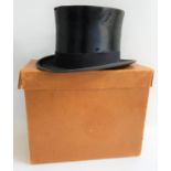 CARSWELL OF GLASGOW GENTLEMANS SILK TOP HAT marked to the brow band 7 1/8, contained in an
