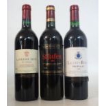 3 VINTAGE BORDEAUX REDS 3 bottles. LACOSTE-BORIE, Pauillac 1986 Vintage, 750ml. 12.5% abv. Specially